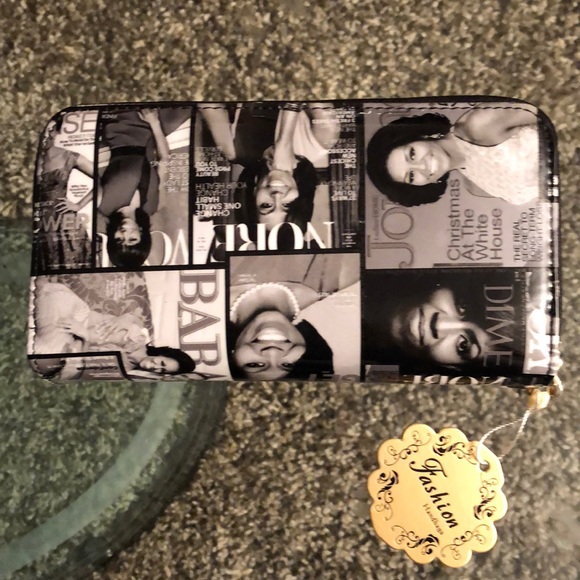 Women’s Wallet - Picture 2 of 5